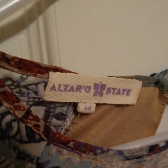 Altar'd State Bohemian Patchwork Long Sleeve Tunic Women's Size Medium EUC - Picture 4 of 8